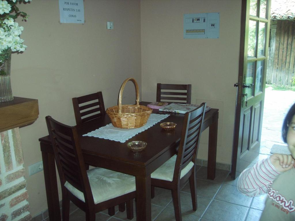 Casa Rural Josefina Aliezo Δωμάτιο φωτογραφία